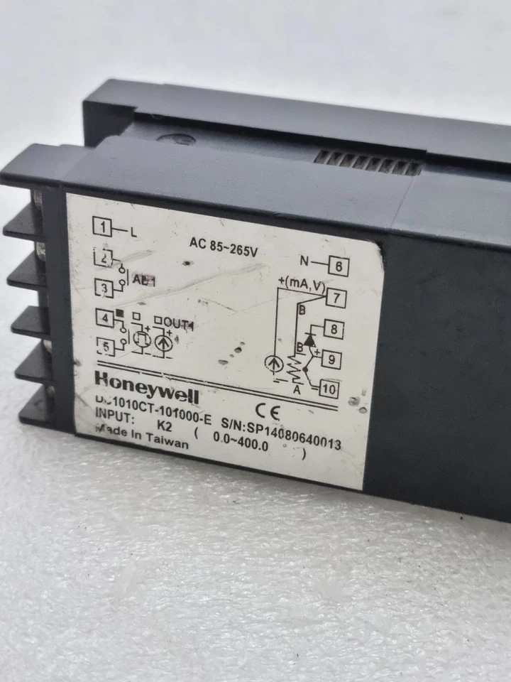 Honeywell DC1010CT-101000-E Temperature Controller Ac 85~265V Used-Tested